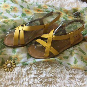 CL by Laundry Yellow Strappy Sandals Size 9-9.5